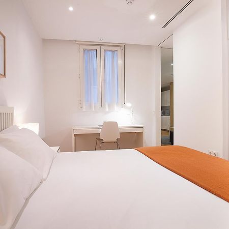 Apartamentos San Lorenzo 26 Madrid Exterior photo